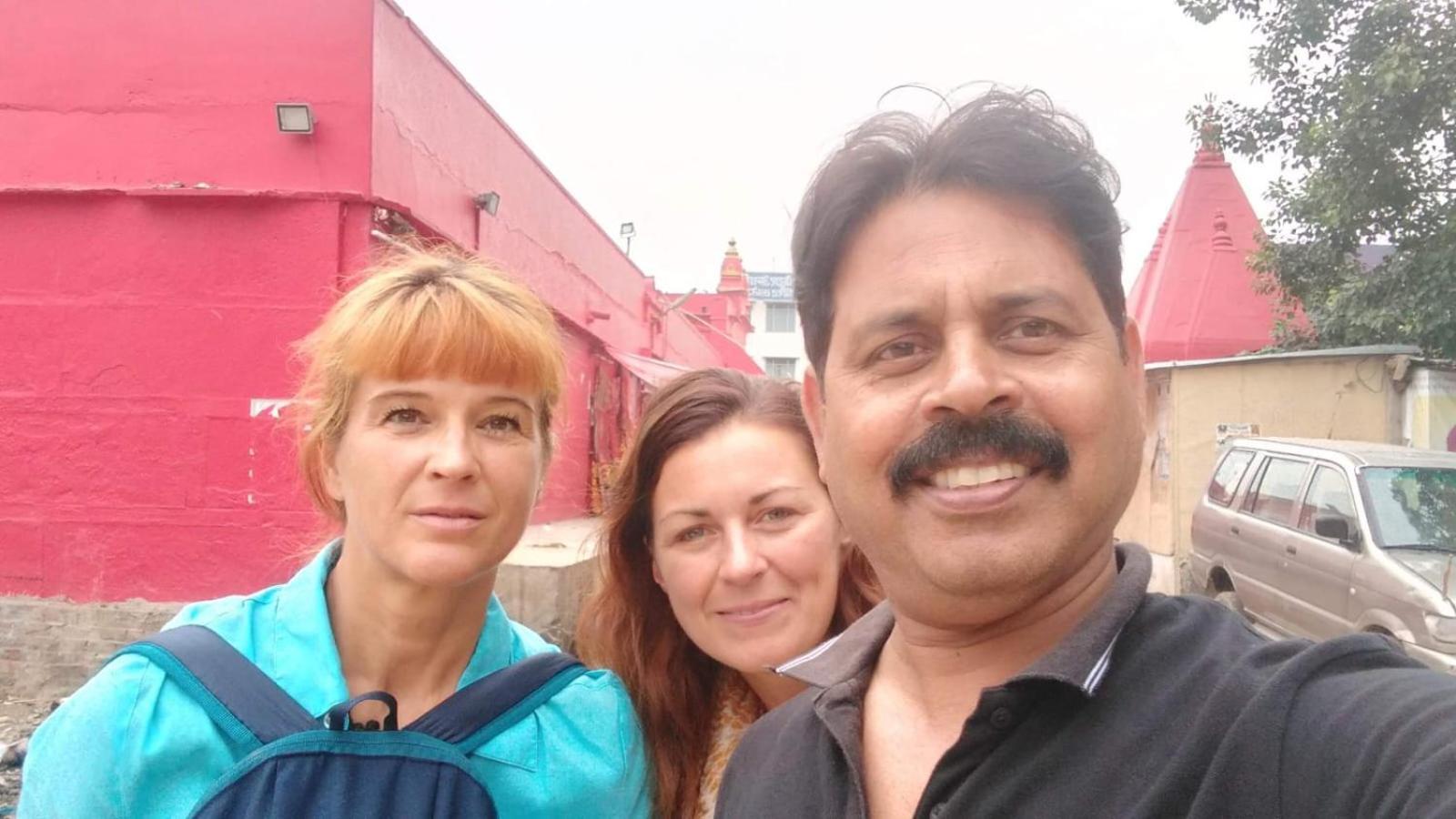 Varuna Palace-Fully Vaccinated Staff พาราณสี ภายนอก รูปภาพ